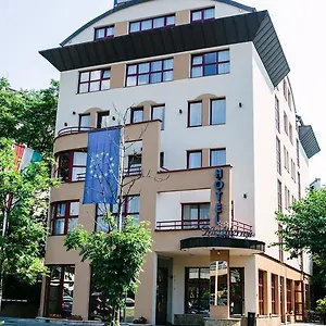 Hotel Mediterran Boedapest